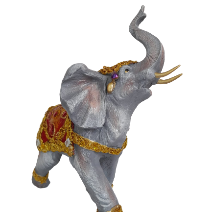 Elefante-en-yeso-fondo-blanco-v2-pintela-como-quiera 2