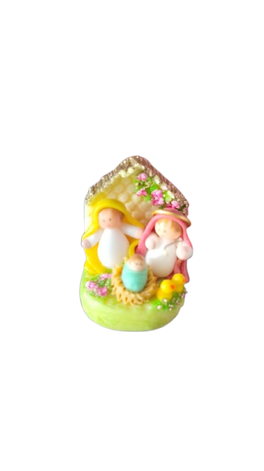 Mini pesebre con pollitos